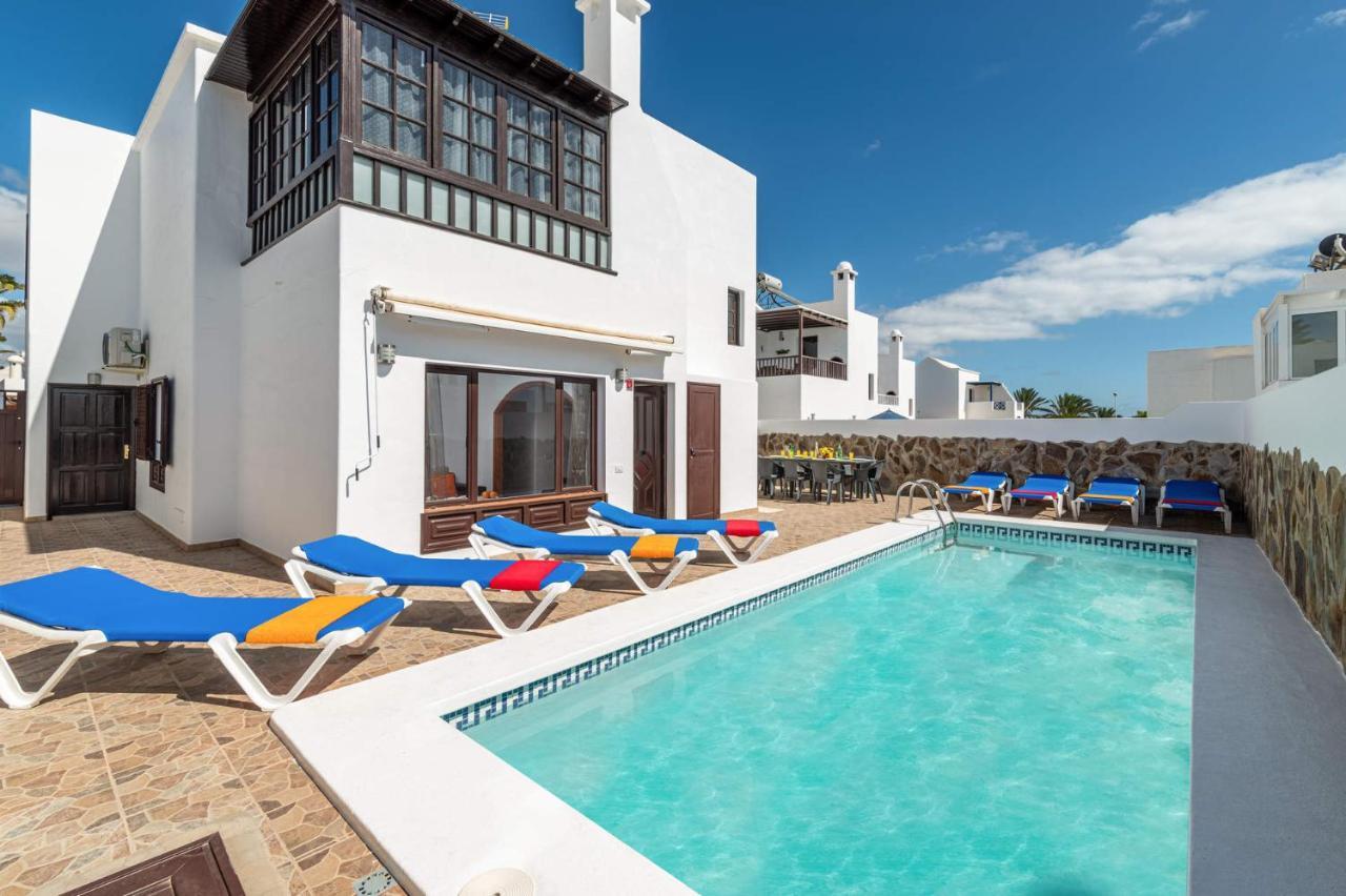 Villa Margarita By Villa Plus Tias Bagian luar foto