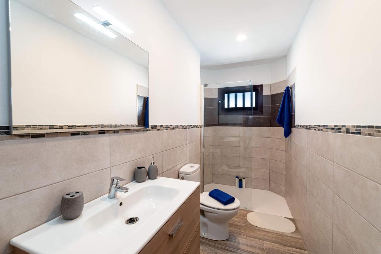 Villa Margarita By Villa Plus Tias Bagian luar foto