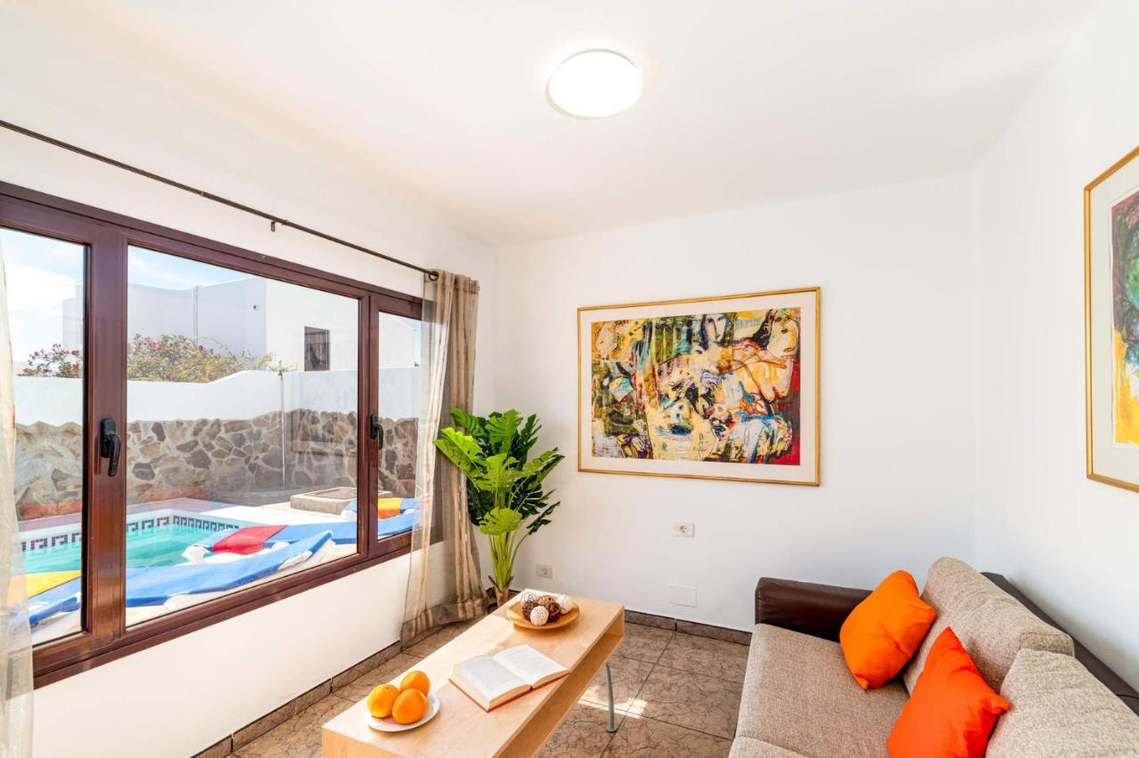 Villa Margarita By Villa Plus Tias Bagian luar foto